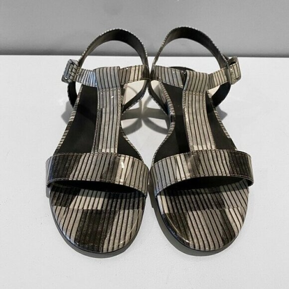 Vaneli Ankle Strap Sandals Gray Patent Leather 9.5 - Picture 2 of 9